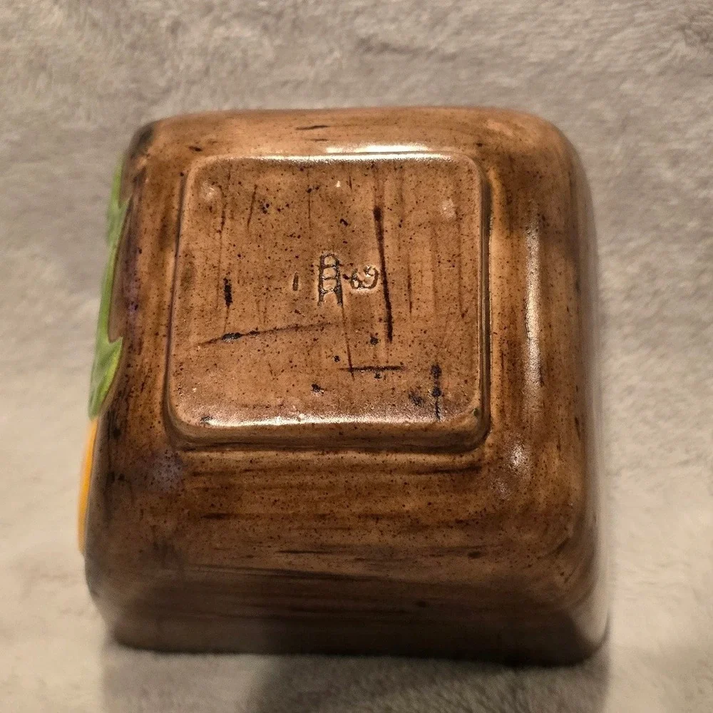 Vintage Embossed Peach Daisy Ceramic‎ Square Bowl Brown Rustic Kitchen Decor